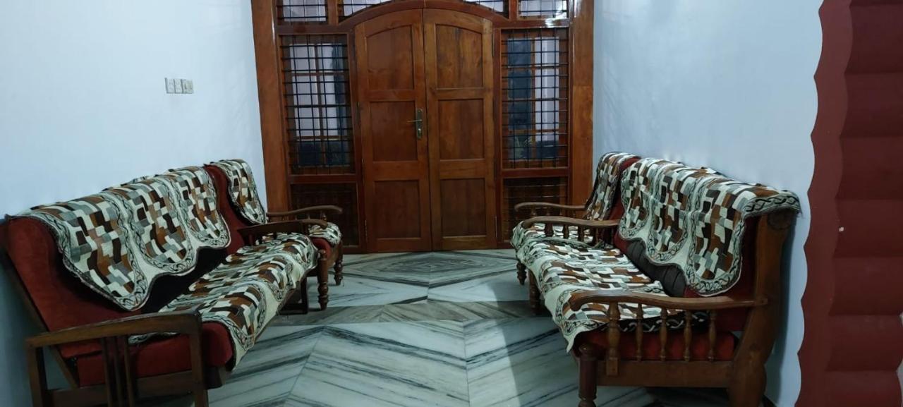 Jinan Palace Guest House Jinan Palace Guest House Nedumbassery Exterior foto